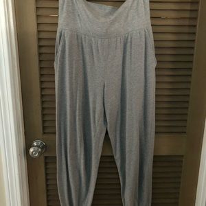 Anybody cozy harem yoga pants regular length. Gray